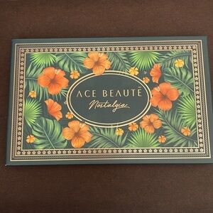 New Ace Beaute Nostalgia eye shadow palette